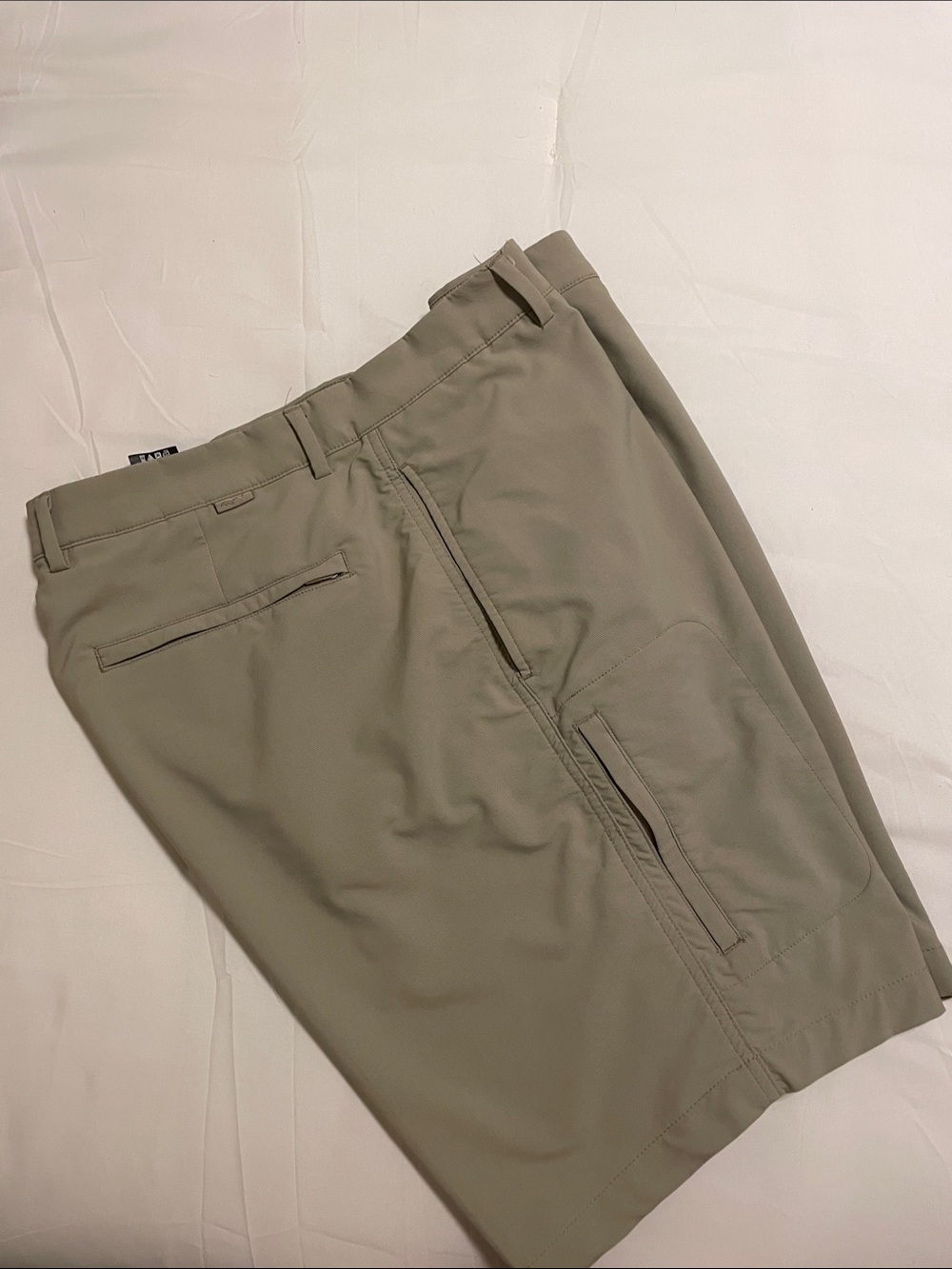 Greg Norman Collection Khaki golf shorts